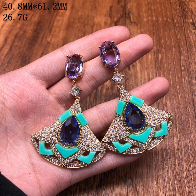 Cross-border new light blue fan necklace and earring set, gold-plated, heavy-duty, European and American style, elegant copper jewelry with zircon inlays
