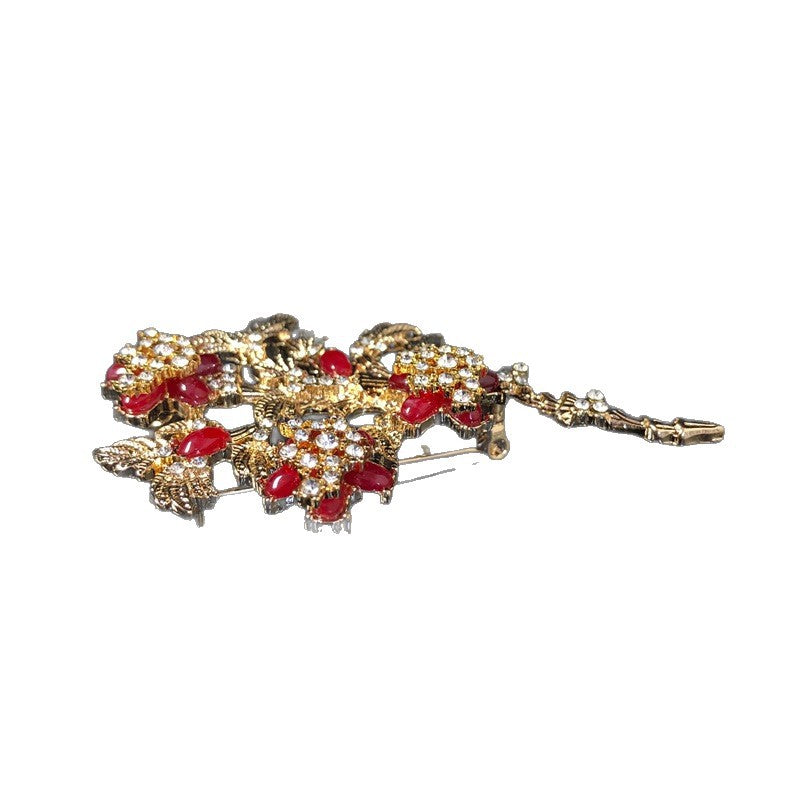Vintage light luxury dense gemstone flower brooch, heavy-duty, elegant, live-streaming supply, fashionable, versatile, and elegant