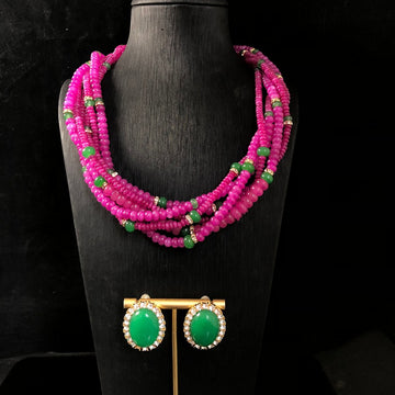 Heavy-duty jewelry design, featuring abacus beads and multi-layered, elegant, and fashionable rose-purple necklace and earring sets