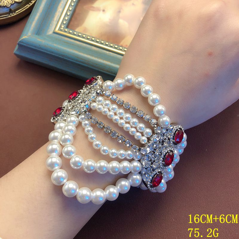 New fashionable retro pearl beaded necklace, multi-layer necklace, bracelet, and earring set – a versatile and exquisite jewelry collection