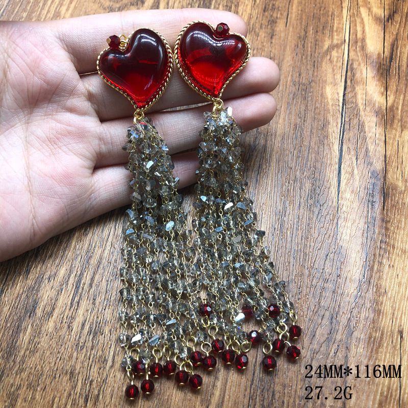 New, exquisite, and fashionable heart-shaped rhinestone tassel earrings for women, exuding elegance and versatility, with a high-end feel