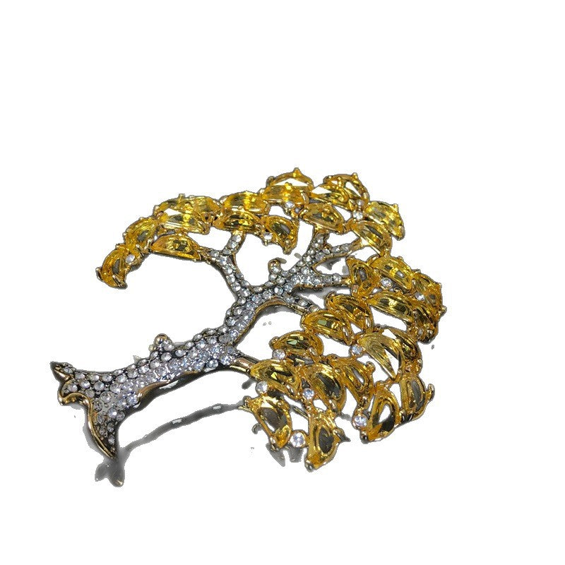 Lucky Money Tree Brooch, Copper Gold-Plated, with Zircon Stones, Fashionable Money Tree Pin, Stylish and Elegant Jewelry with a Unique Design