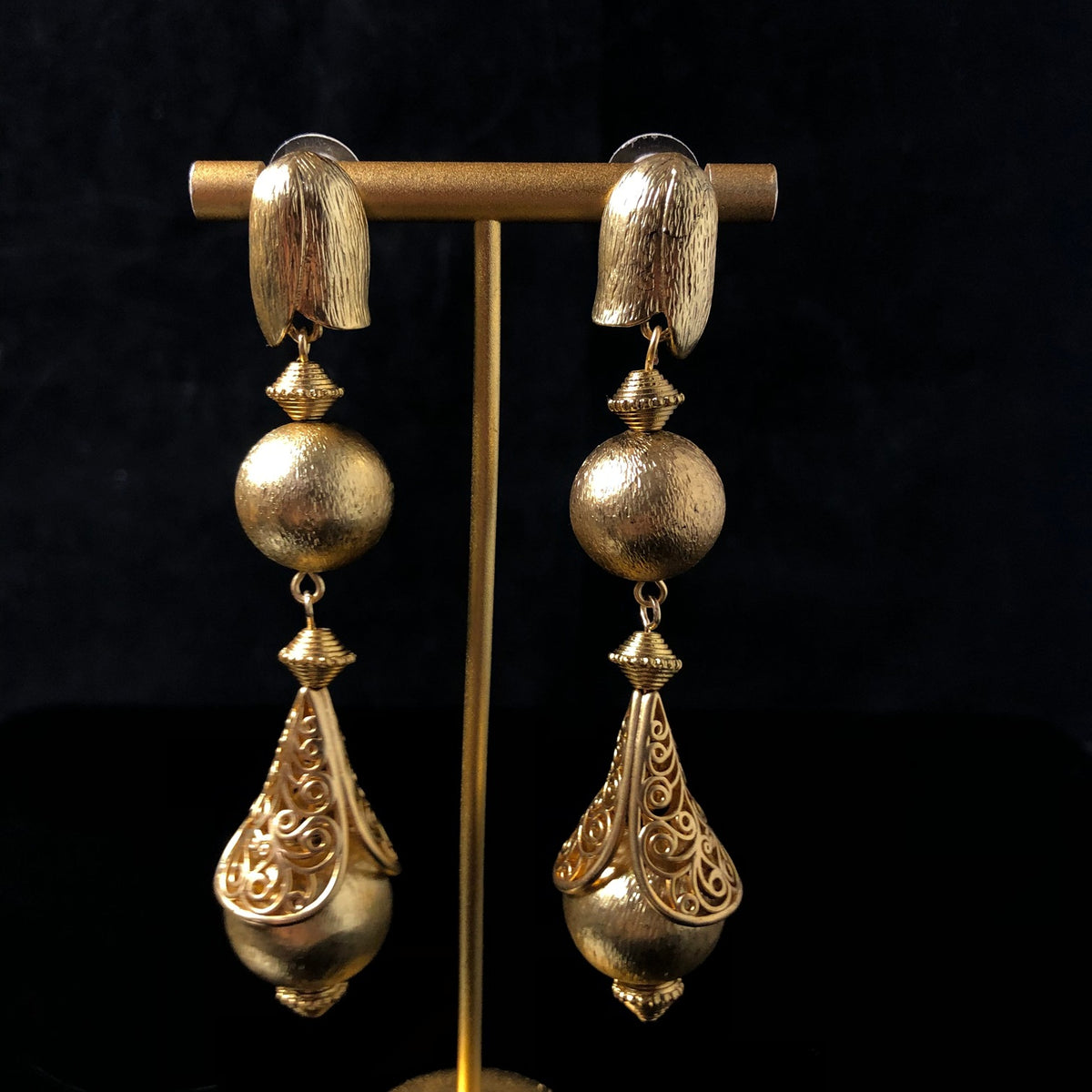 Retro-style, minimalist gold-plated gourd pendant, elegant necklace and earring set, versatile jewelry, gold-plated