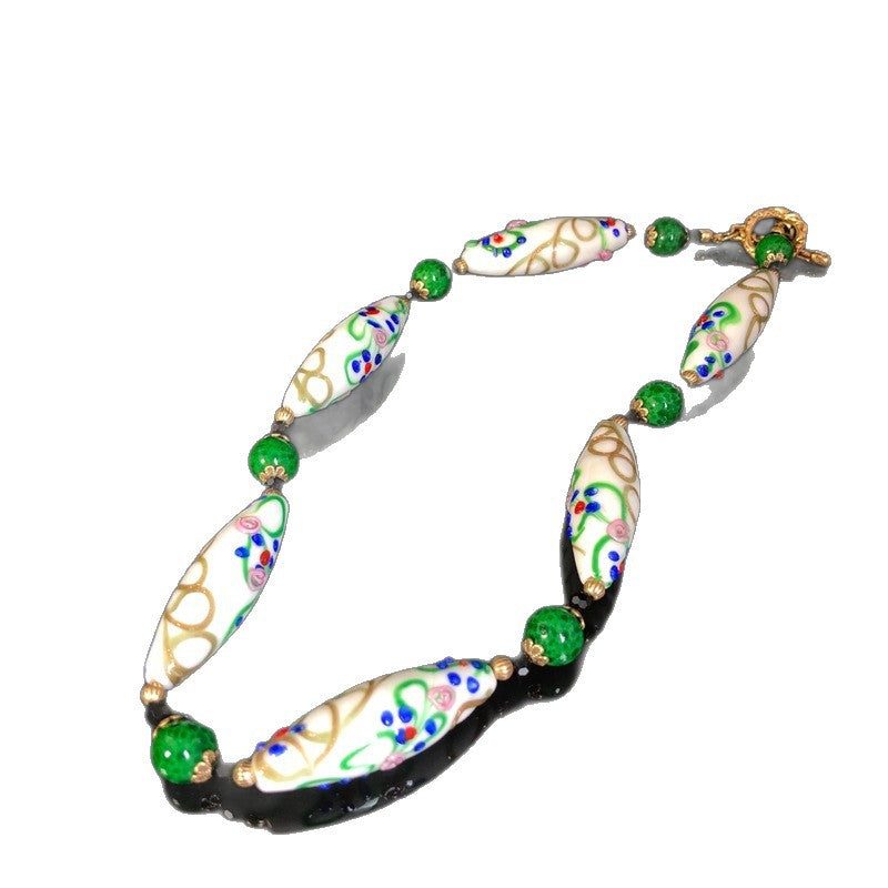 vintageVintage-style copper-inlaid glass horse-eye design earrings, a fashionable and versatile set