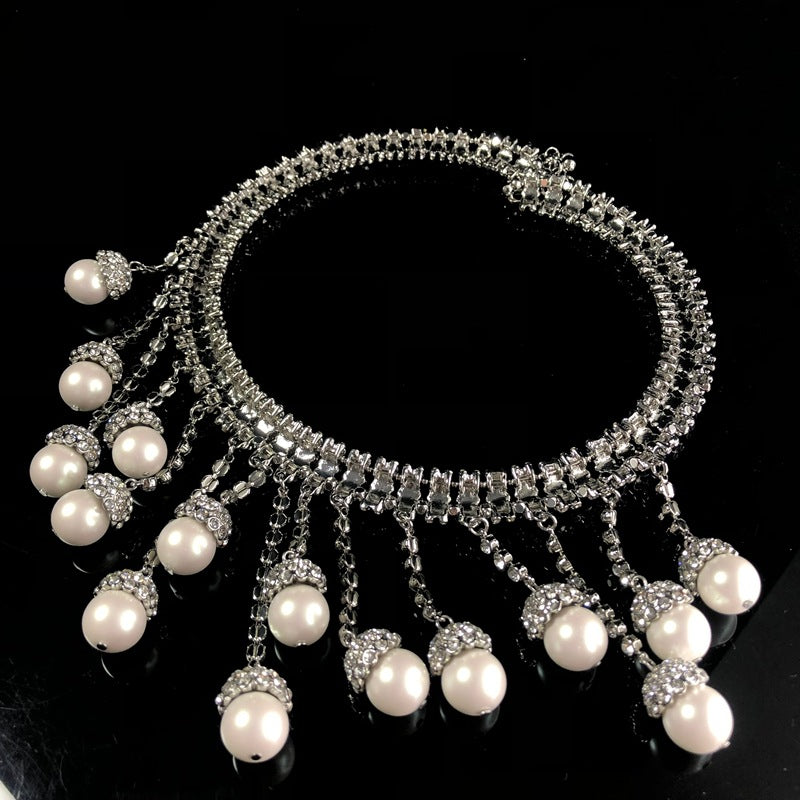 European and American fashion women's tassel necklace, luxurious rhinestone-studded collar necklace, clavicle chain, copper material with pearl pendant