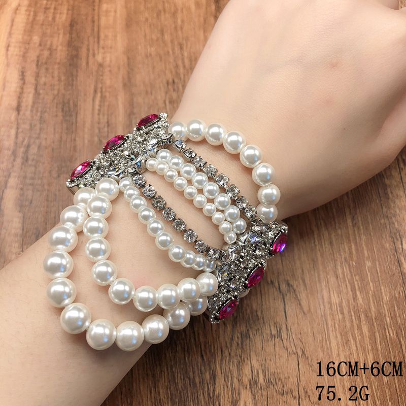 New fashionable retro pearl beaded necklace, multi-layer necklace, bracelet, and earring set – a versatile and exquisite jewelry collection