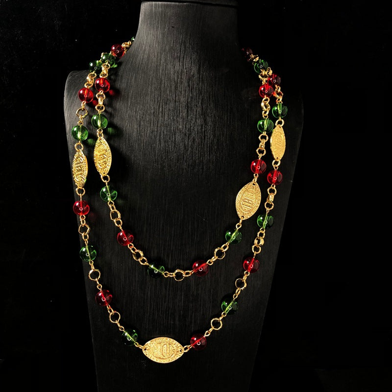 Western-style retro red and green glass bead necklace, long, versatile, exquisite, and fashionable jewelry, gold-plated